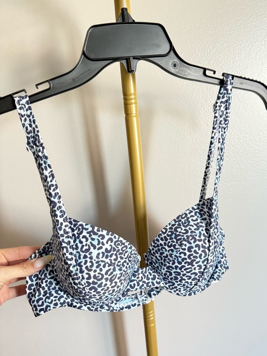 Stylish Other - NWT Bar III Bikini Top – Blue Leopard Print, Size S